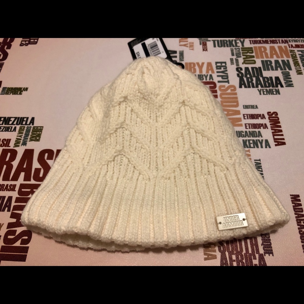 Beanie hat Under Armour NWT